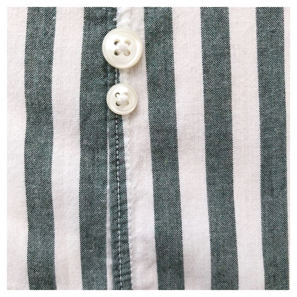 J Crew ♥️ Vertical Striped Dress Shirt - Picture 7 of 7